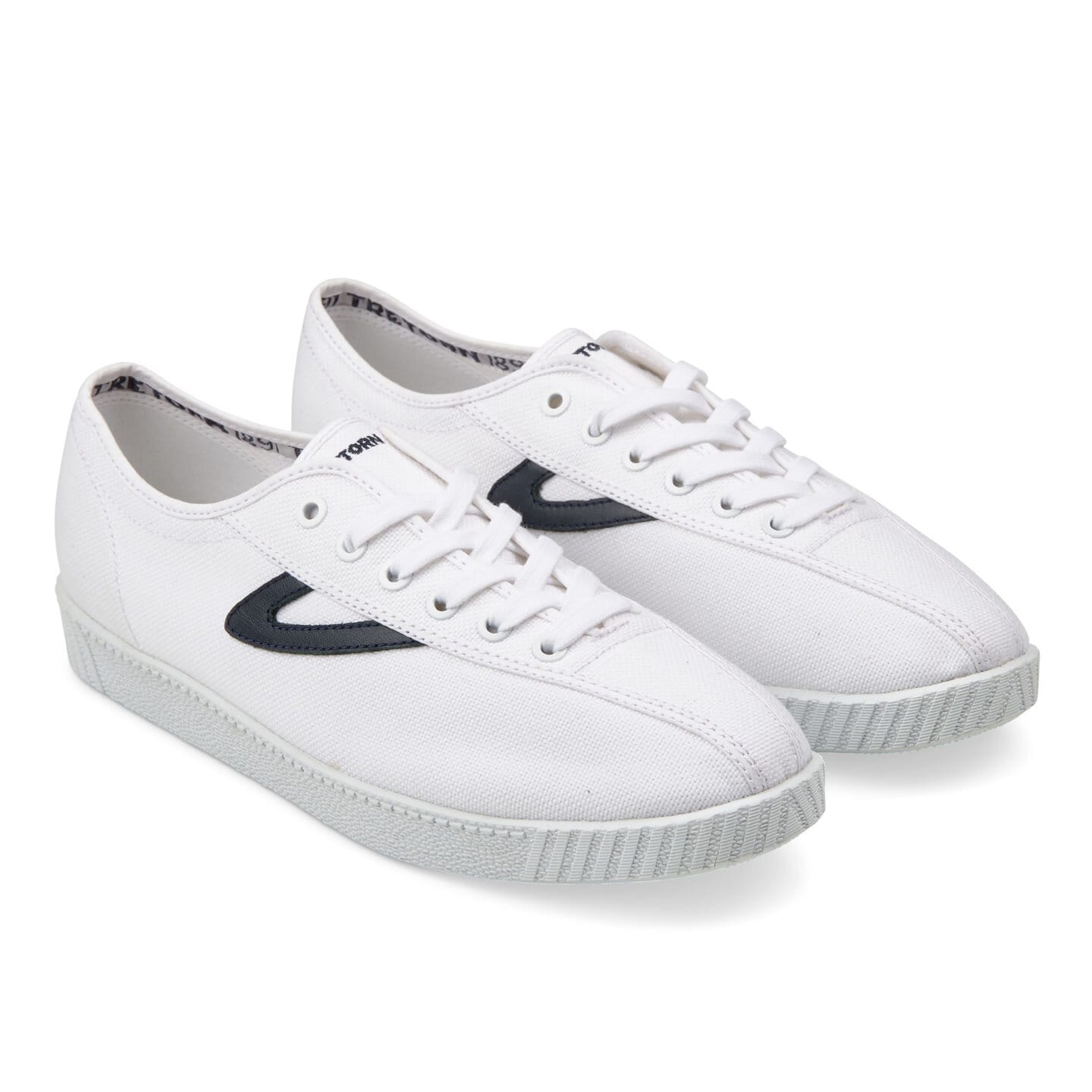 Nylite Sneakers by Tretorn for men and women in the colour white and black